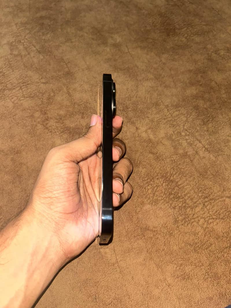 iPhone 14 Pro 3