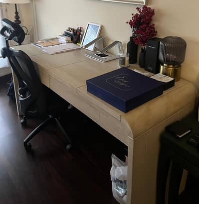 office wood table