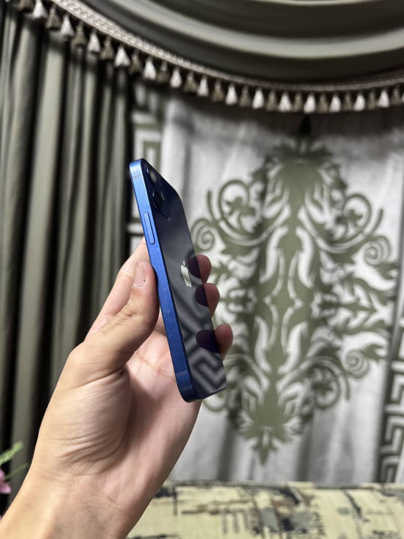 Iphone 12 mini 1