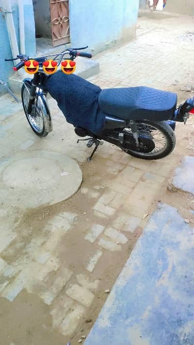 honda 125 full ok koi km Nhi hai goli goli hai full