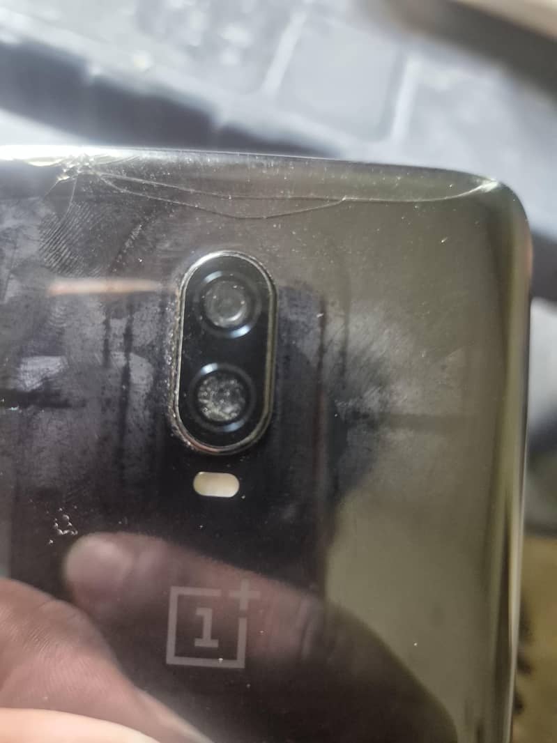 One Plus 6T 1