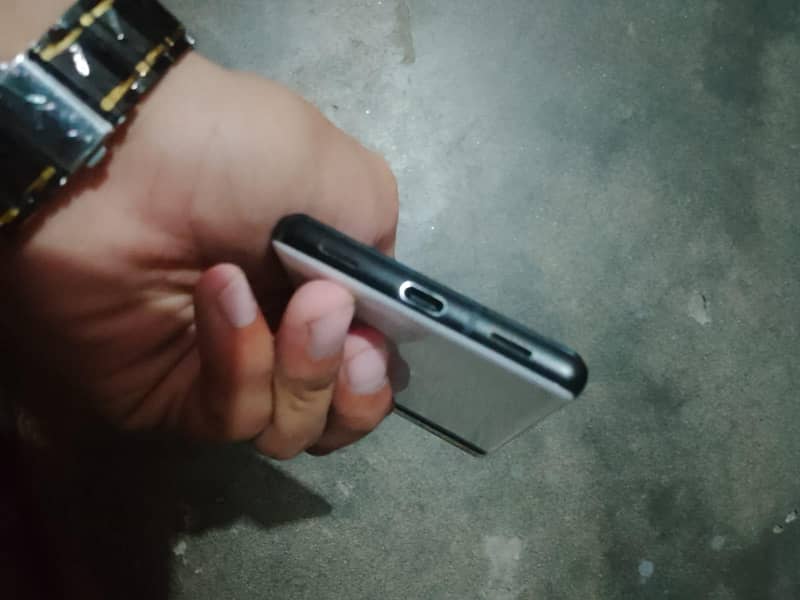 Google Pixel 6a 1