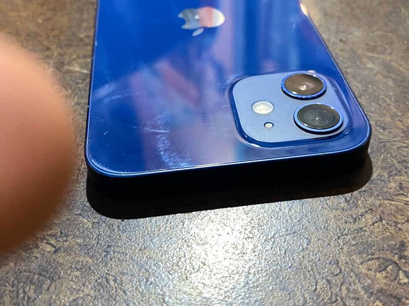 Apple iPhone 12 0