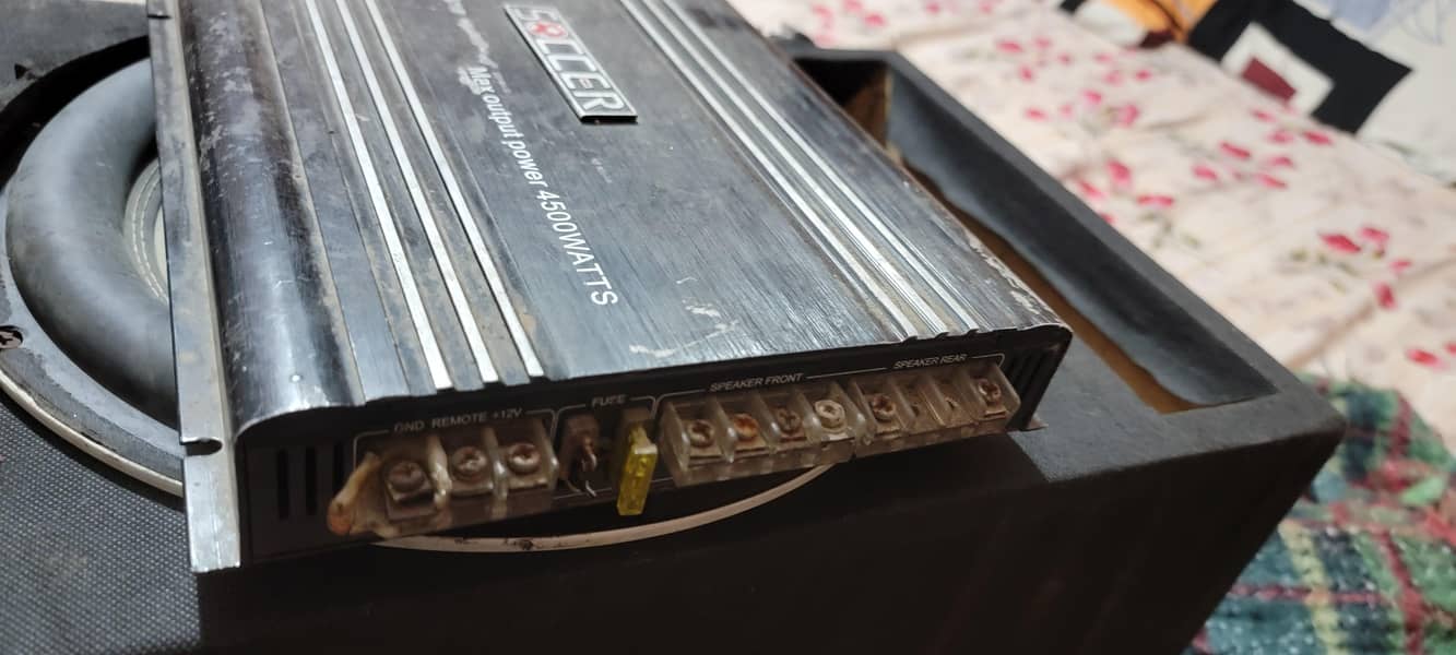 amplifier woofer 4