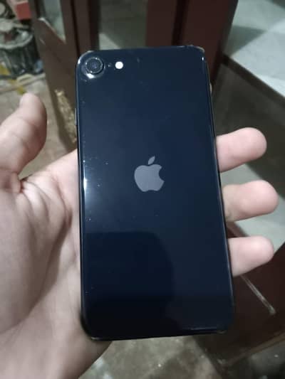 Apple iPhone SE