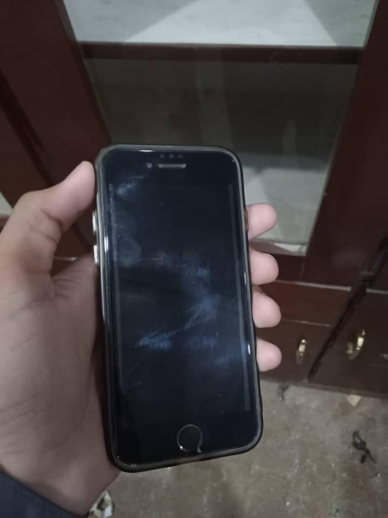 Apple iPhone SE 1
