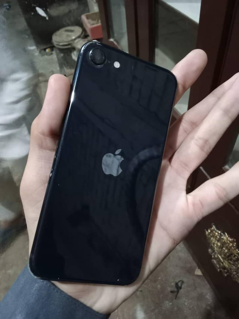 Apple iPhone SE 4
