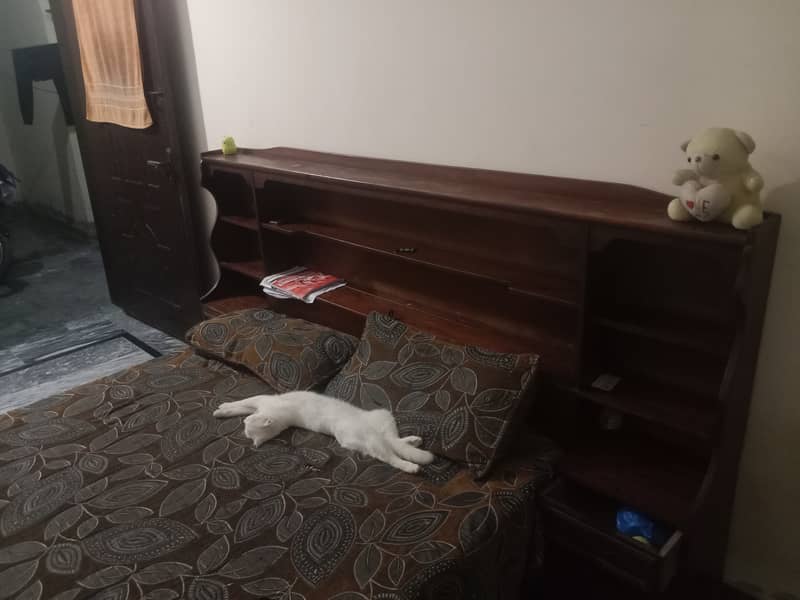Bed 1993 4