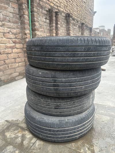 Dunlop Tyres 185/65 (15 size)