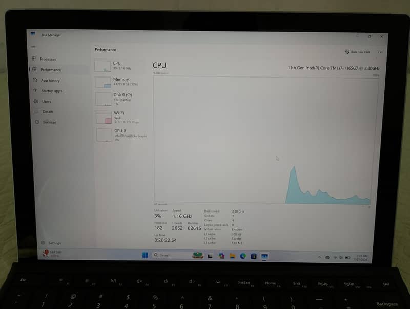 Microsoft surface pro 7+ 4