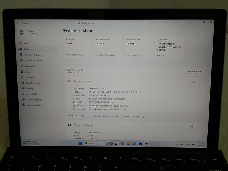 Microsoft surface pro 7+ 9