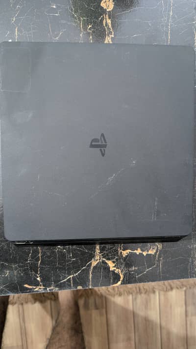 PS4 Slim | 500 GB