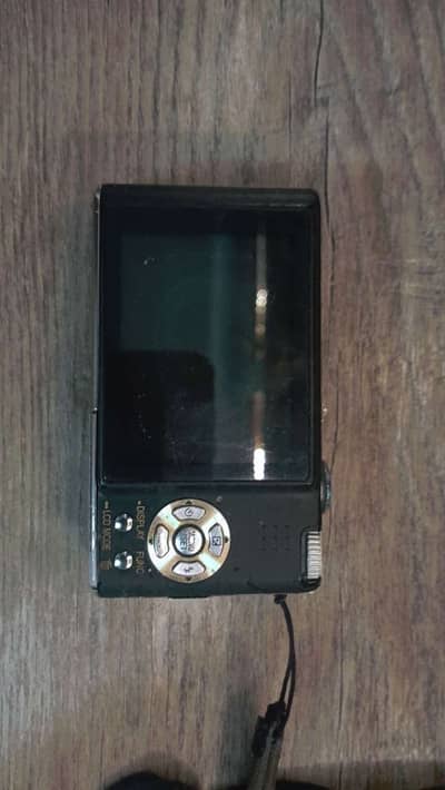Panasonic Lumix DMC-FX30