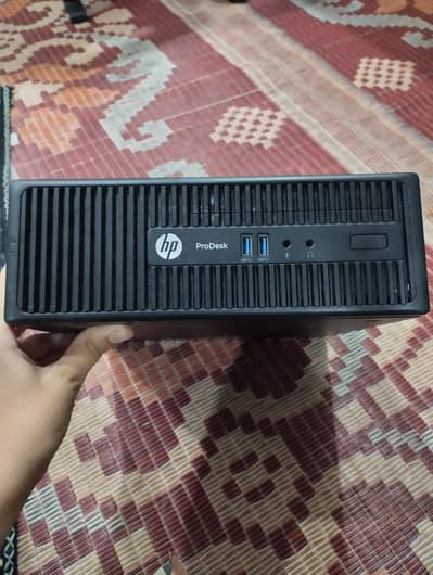HP Pro desk core i5 8th gen 8gb Ram 180 GB ssd windows 11 pro