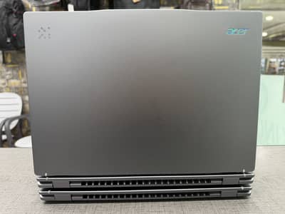 Acer Swift Go 14 Ai. Snap Dragon Xplus. 16 Generation Machine
