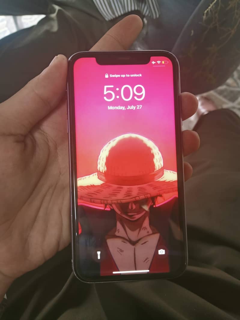 Apple iPhone 11 0