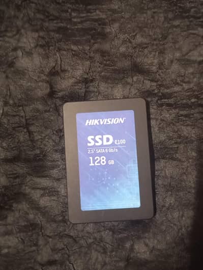 128gb SSD 10/10 condition
