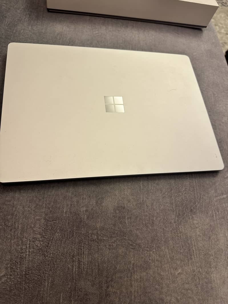 Microsoft surface laptop 3