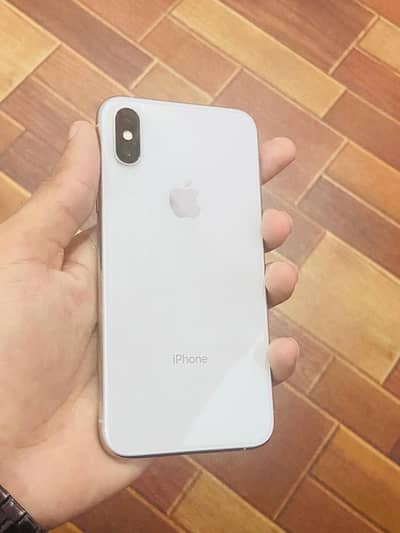  Apple iPhone XS – 256GB – Excellent Condition