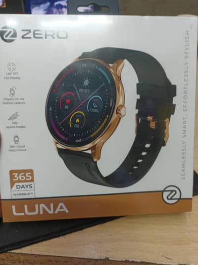 zero Luna Black and Gold smart watch sealed pack