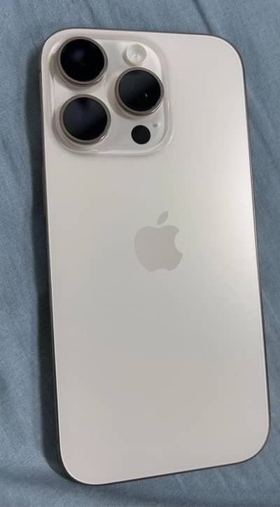 Apple iPhone 16 Pro Max