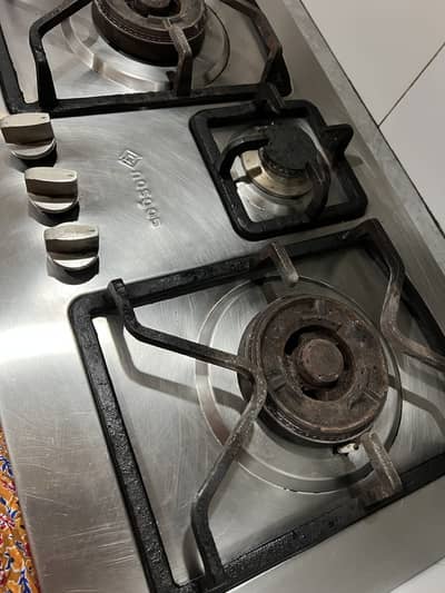 Nasgas stove 2 large 1 small