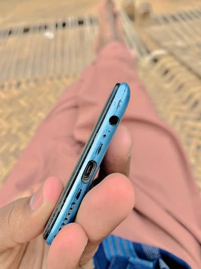 Tecno Spark 4