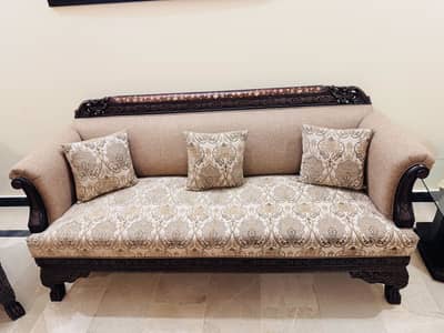 Luxury wooden sofa set