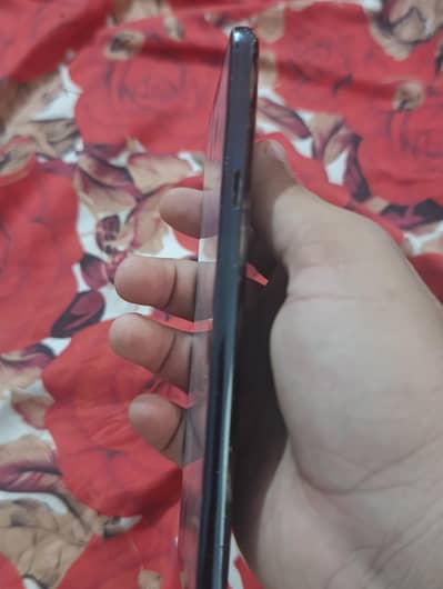 LG G7 ThinQ gaming phone 60fps