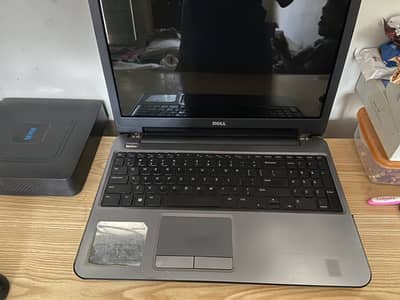 Laptop 12/300gb
