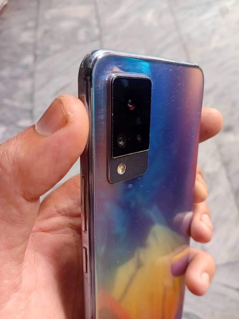 Vivo V21 2