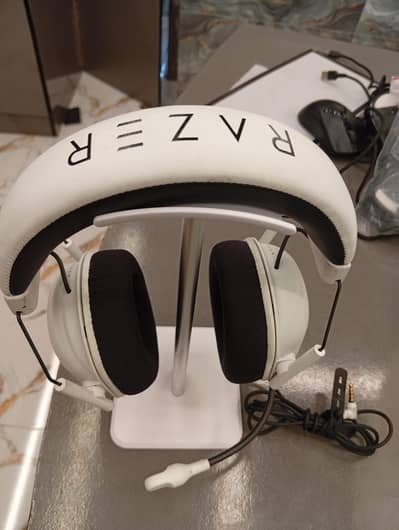 razer black shark headset