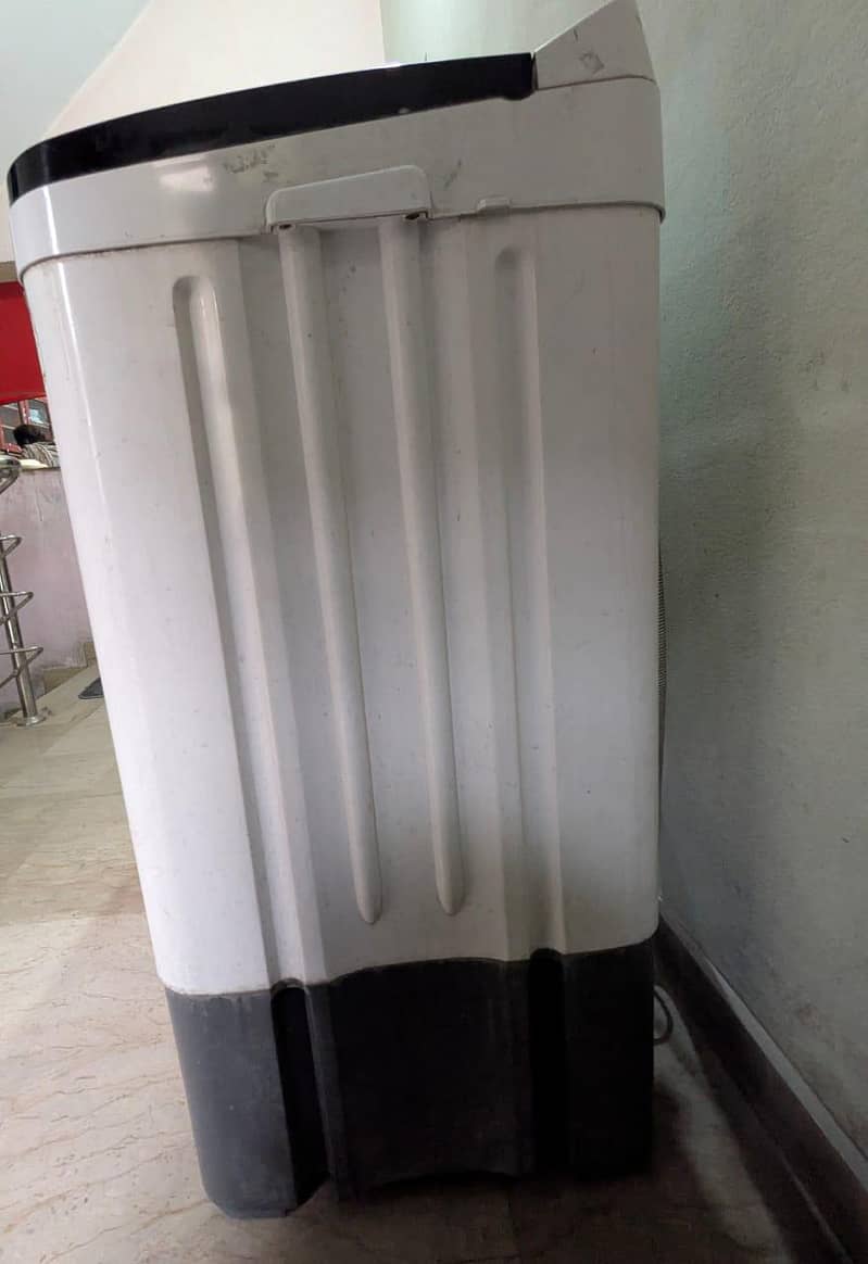 Washing machine 4