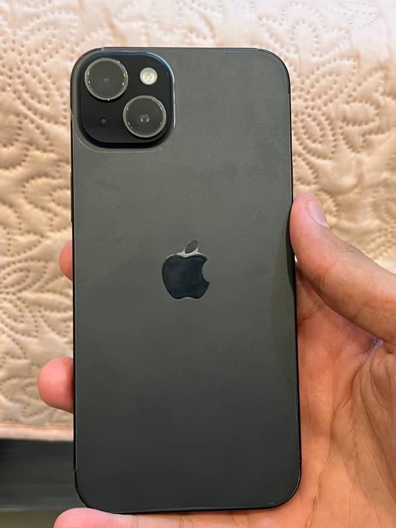 IPHONE 15 plus 2