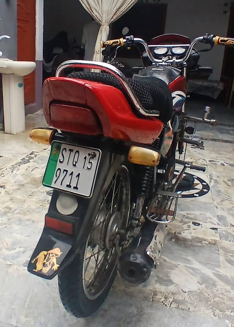 Honda Prioder 100 CC 3