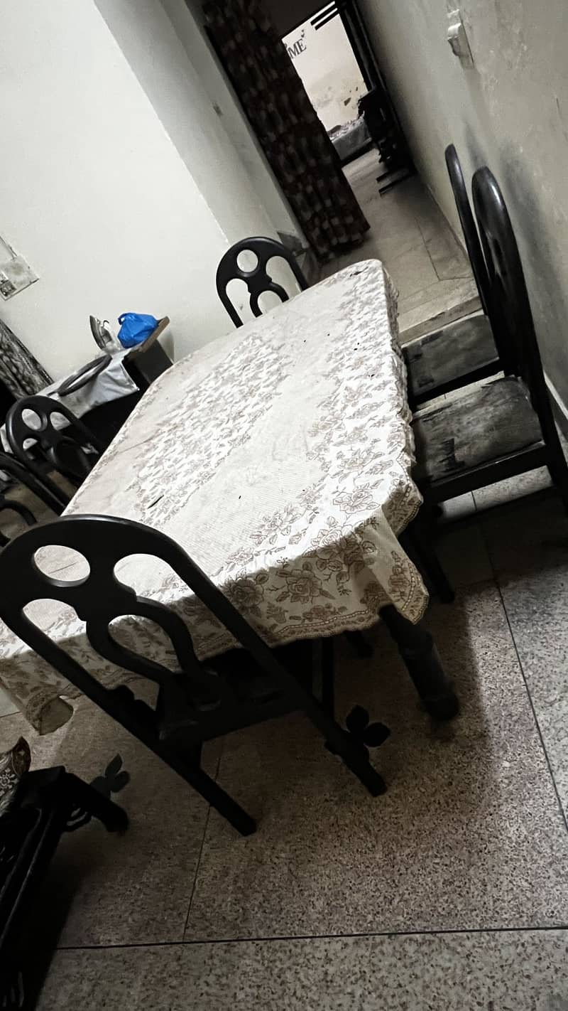 6 seater dining table 2