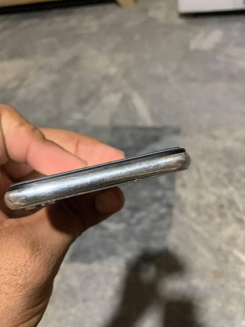 Apple iPhone X 5