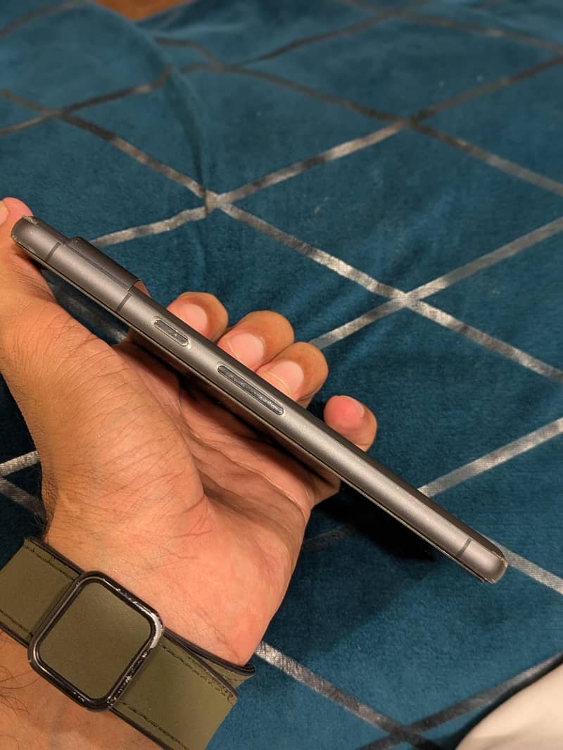 Mobile 1