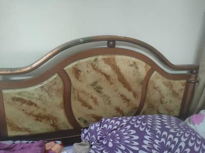 Single bed used