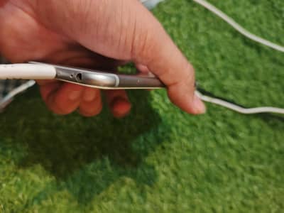 Apple iPhone 6