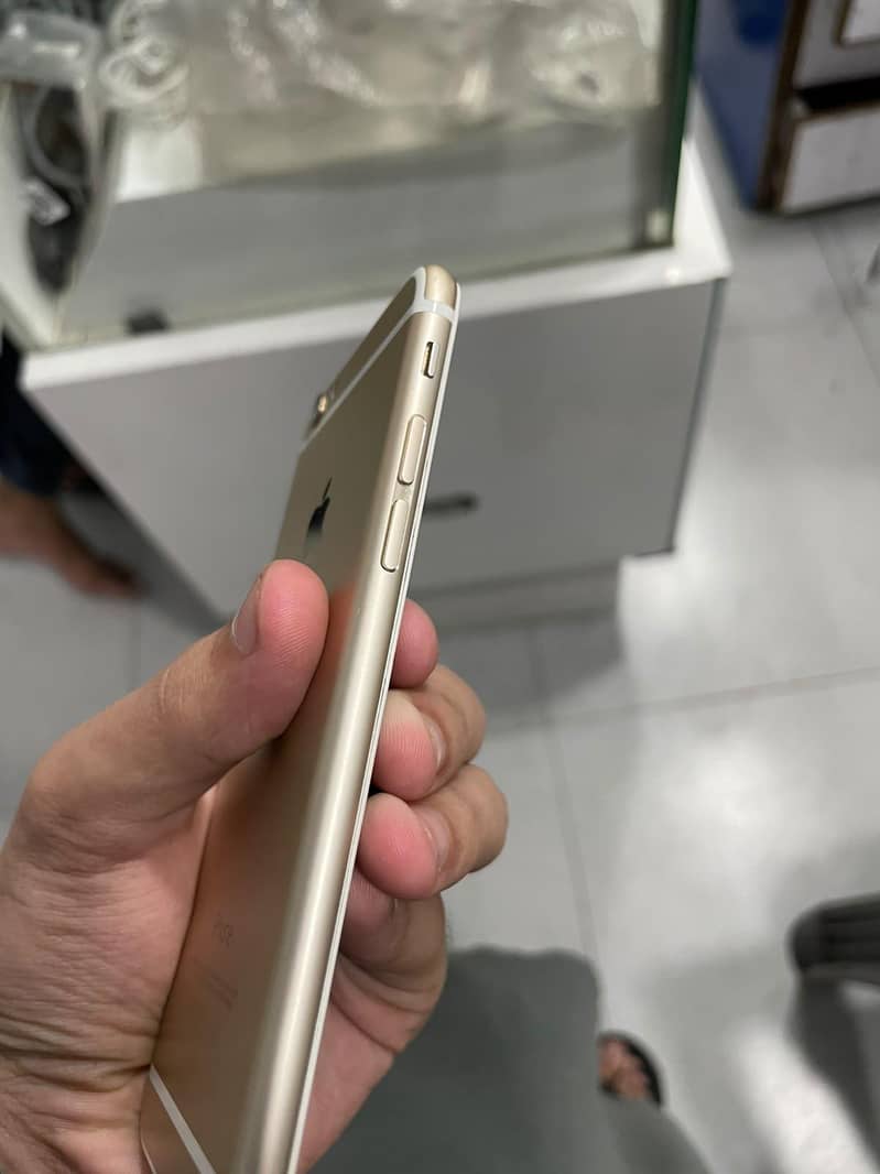 Apple iPhone 6 1