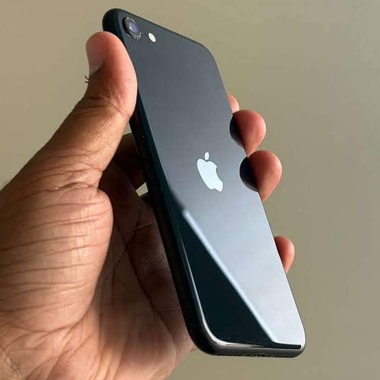 Apple iPhone SE 3