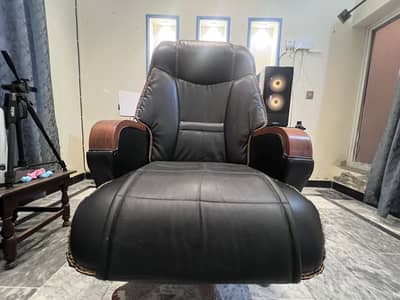 Executive Office Chair
