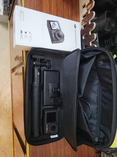 Dji Action 5 pro Adventure Combo  (New) (Fresh import)