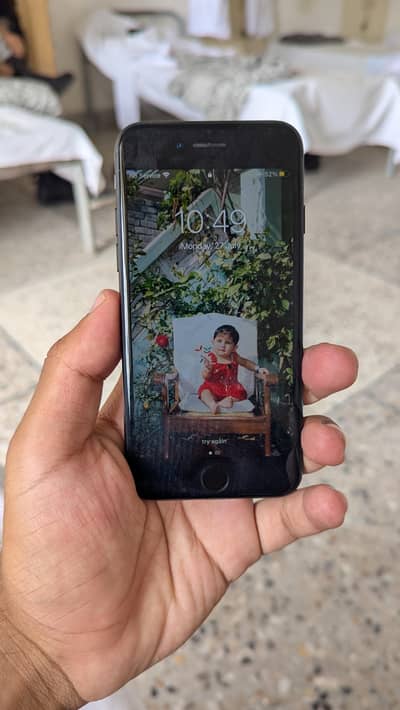 Apple iPhone 7