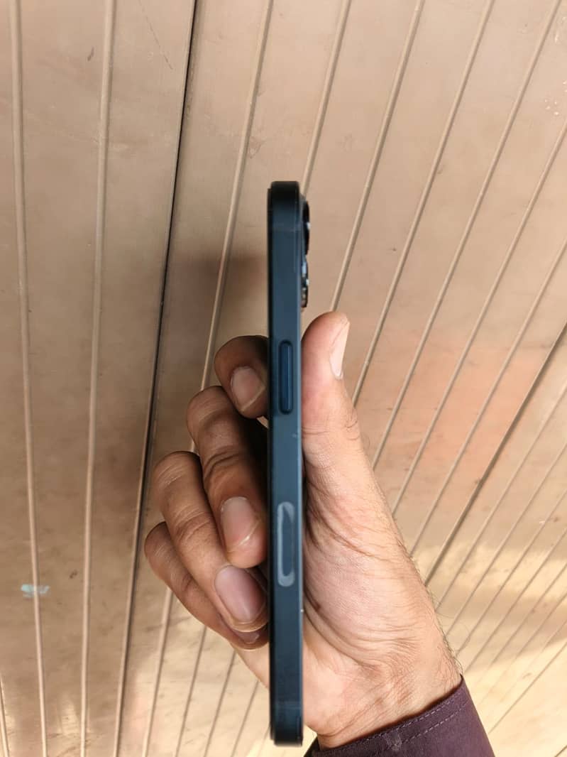 iPhone 14 5