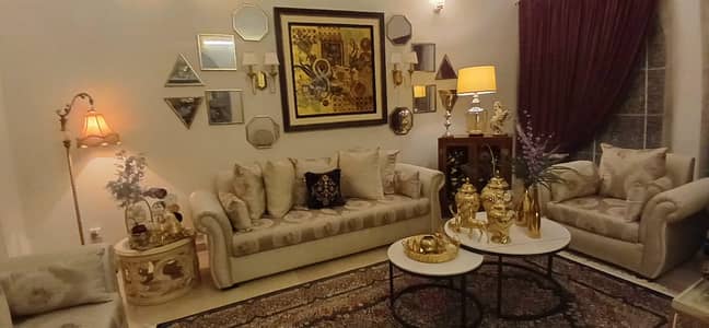 Drawing room sofa 9/10 condition made in solid wood