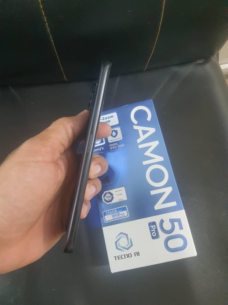 Tecno Camon 50 PRO 3
