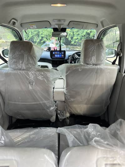 Daihatsu Move 2021/25 total genuine white color