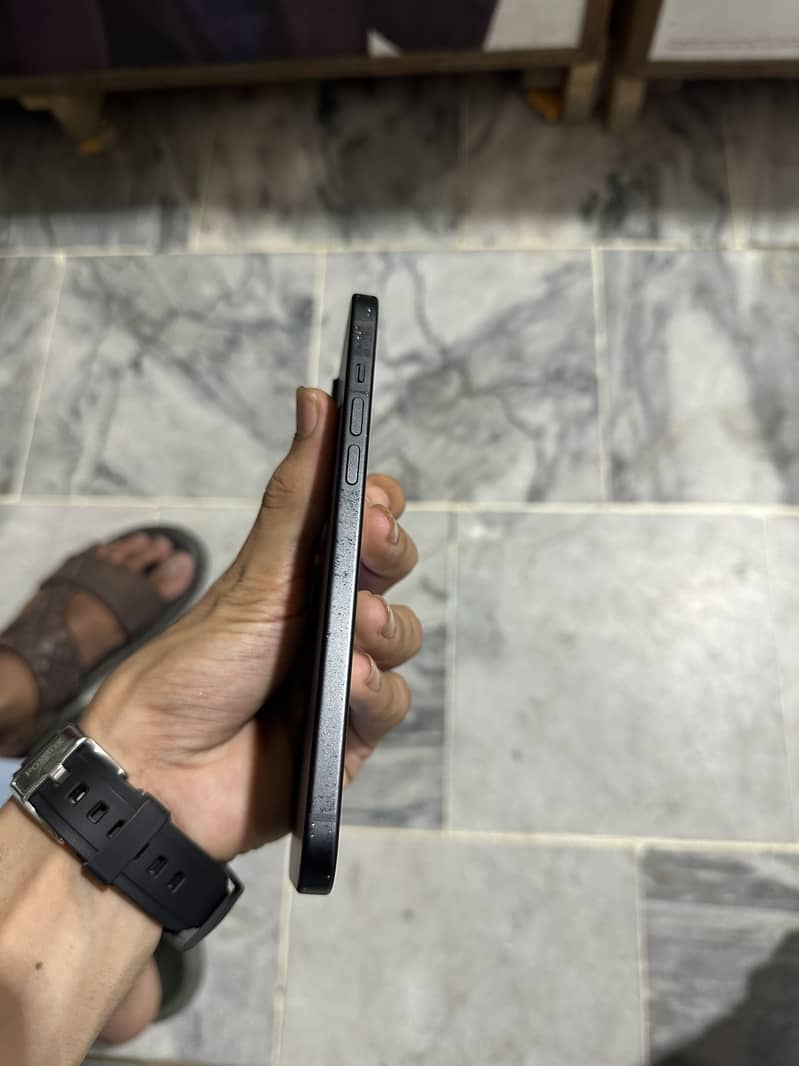 Iphone 15 plus jv 3